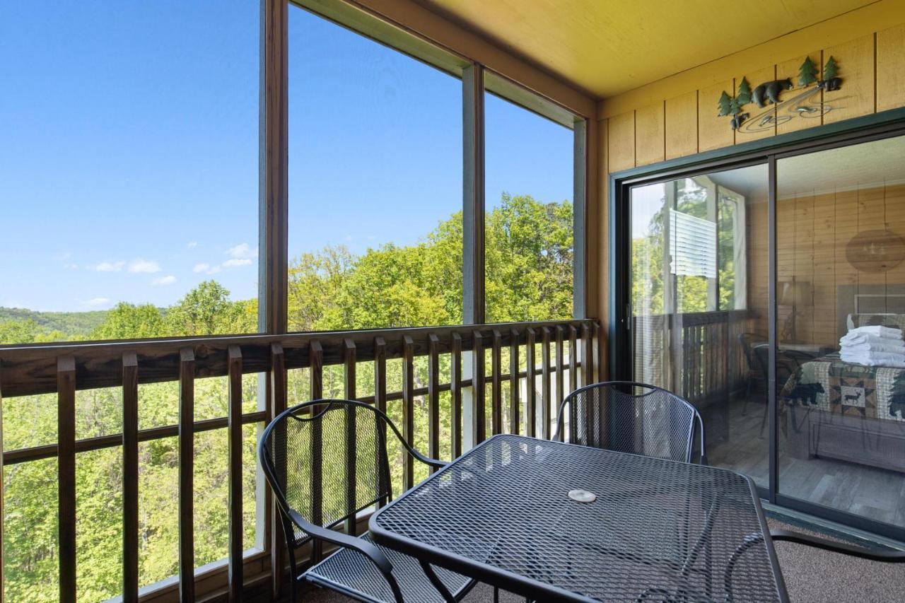 Bear Cub Retreat Apartment Gatlinburg Exterior photo