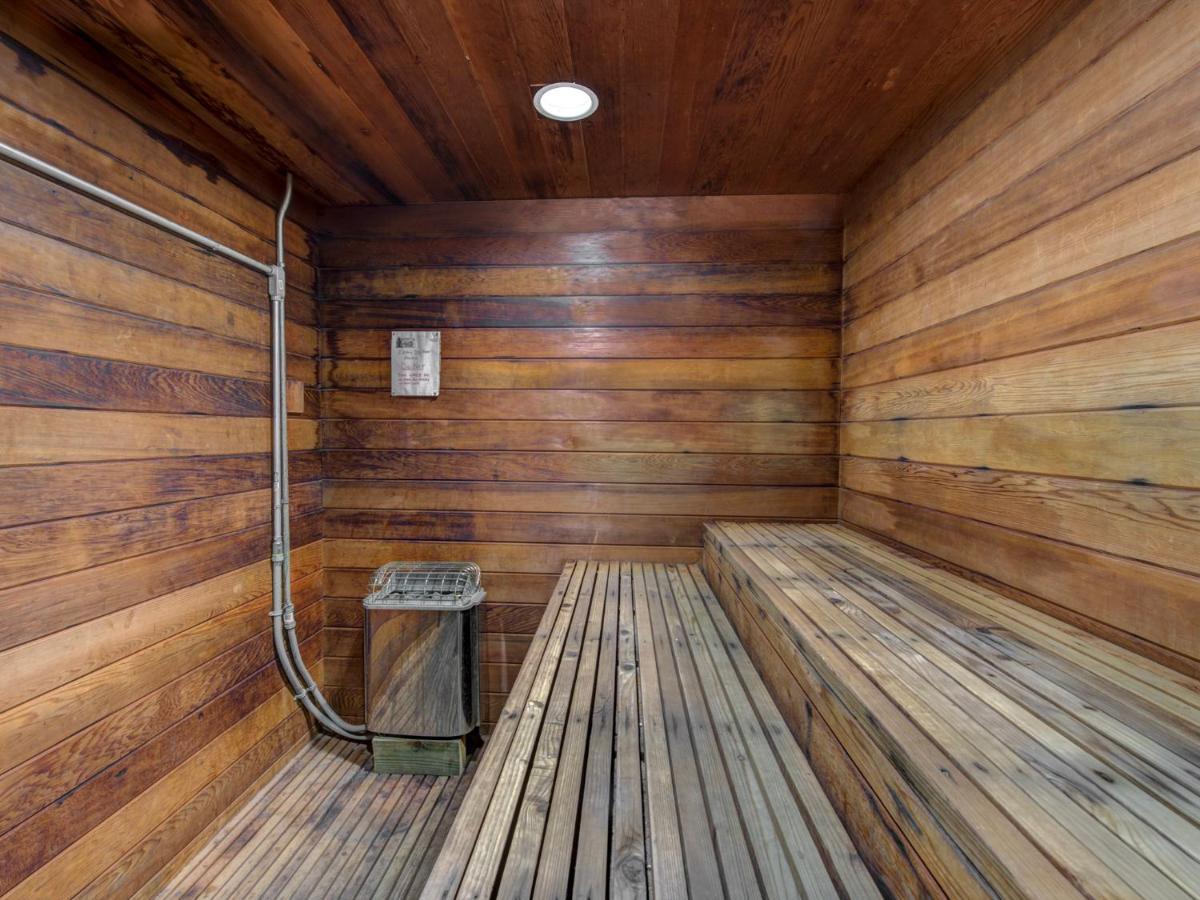 Bear Cub Retreat Apartment Gatlinburg Exterior photo